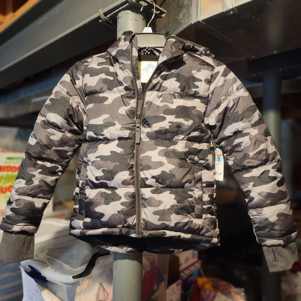 Nwt Sz 8 Kids Black Camo Puffer Jacket